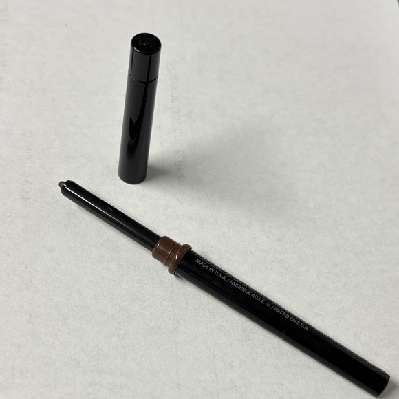 Mary Kay Classic Deep Brown Eyeliner - Picture 8 of 8